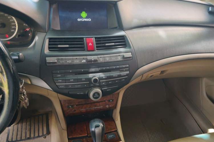 Used Honda Accord 2011 2.0L EX Audio And AC Panel