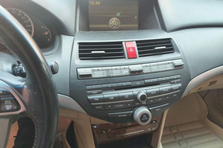 Used Honda Accord 2011 2.0L EX Audio And AC Panel