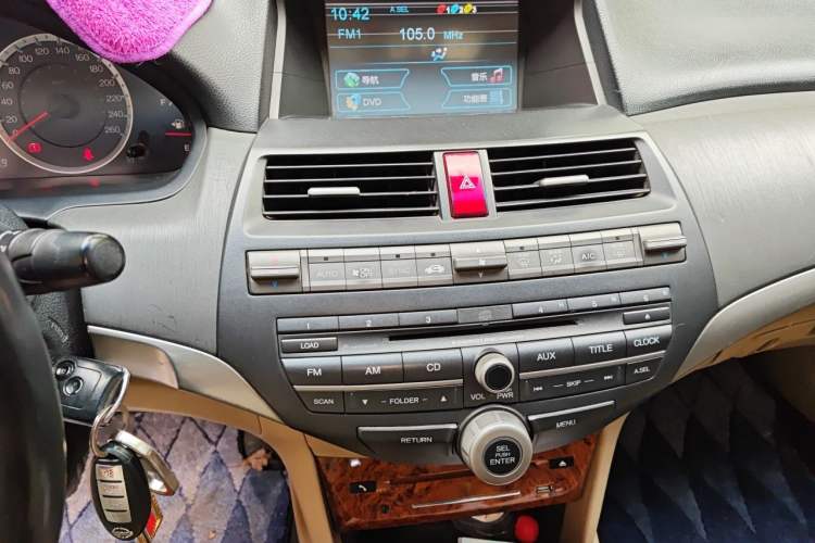 Used Honda Accord 2011 2.0L EX Audio And AC Panel
