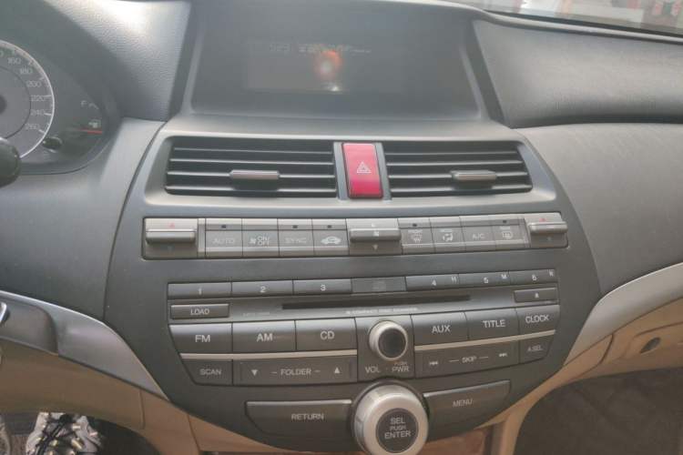 Used Honda Accord 2011 2.0L EX Audio And AC Panel