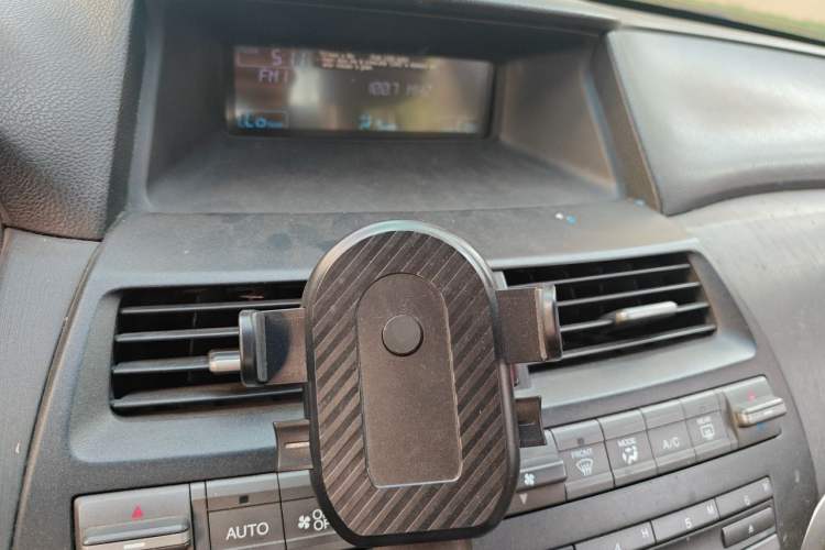Used Honda Accord 2011 2.0L EX Audio And AC Panel