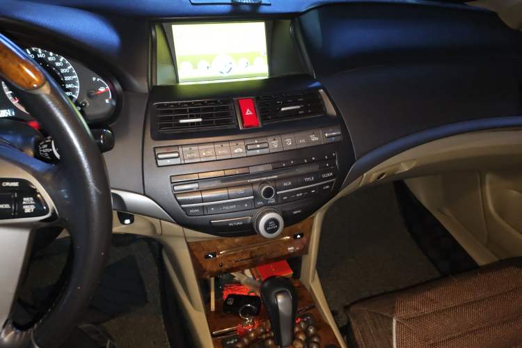 Used Honda Accord 2011 2.4L EXL Navi Audio And AC Panel