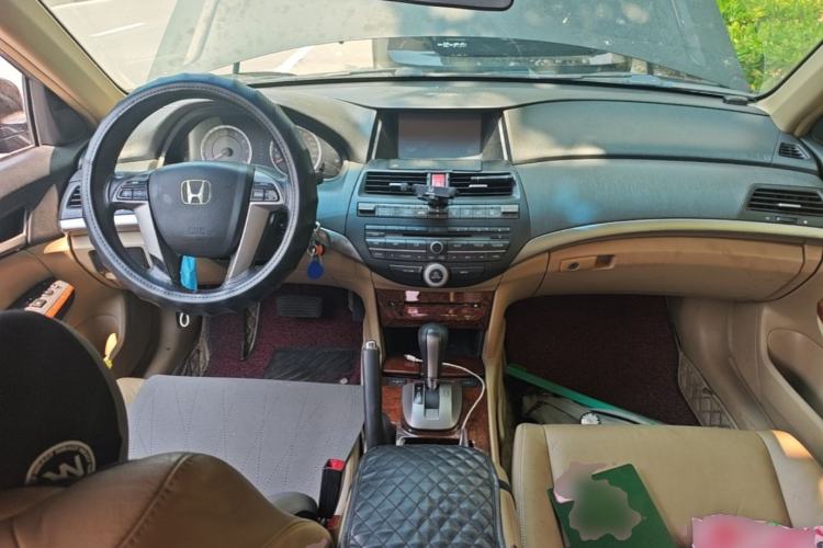 Used Honda Accord 2011 2.0L EX Center Console