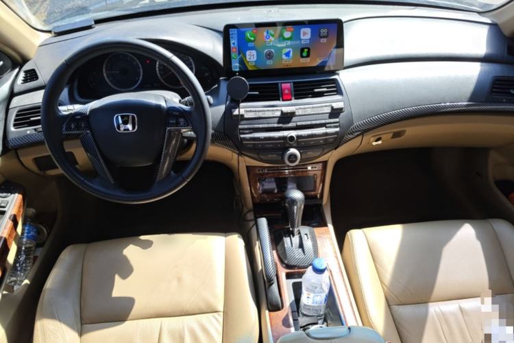 Used Honda Accord 2011 2.0L EX Center Console