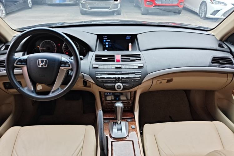 Used Honda Accord 2011 2.4L EX Center Console