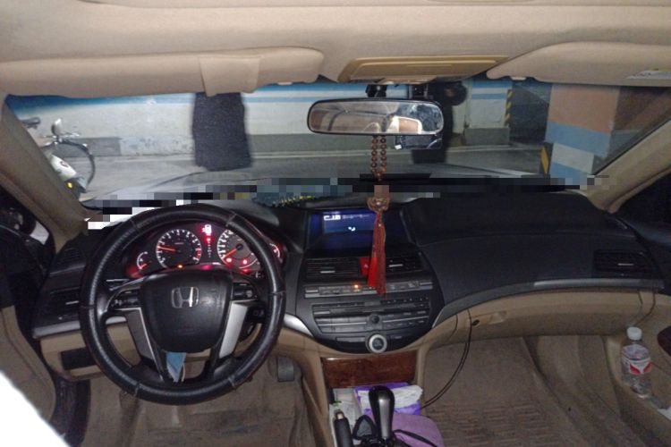Used Honda Accord 2011 2.4L LX Center Console