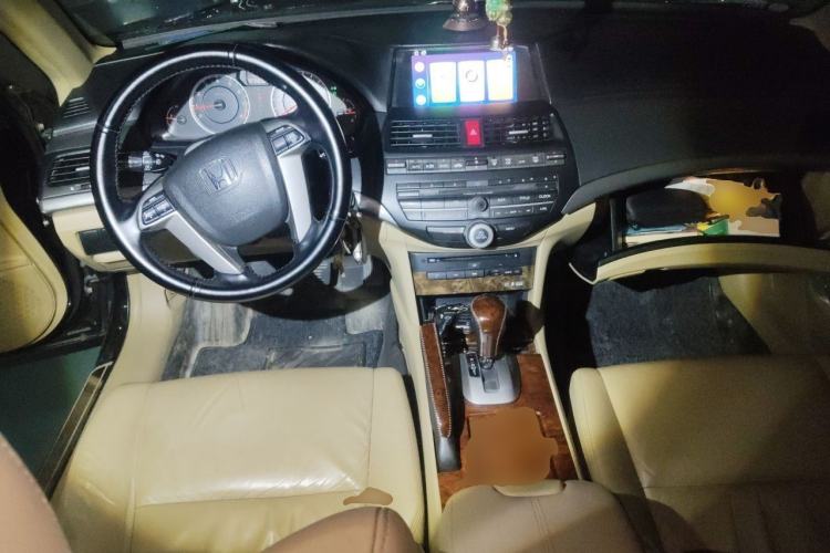 Used Honda Accord 2011 2.0L EX Center Console