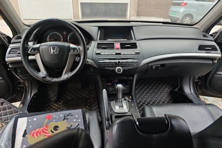 Used Honda Accord 2011 2.4L LX Center Console