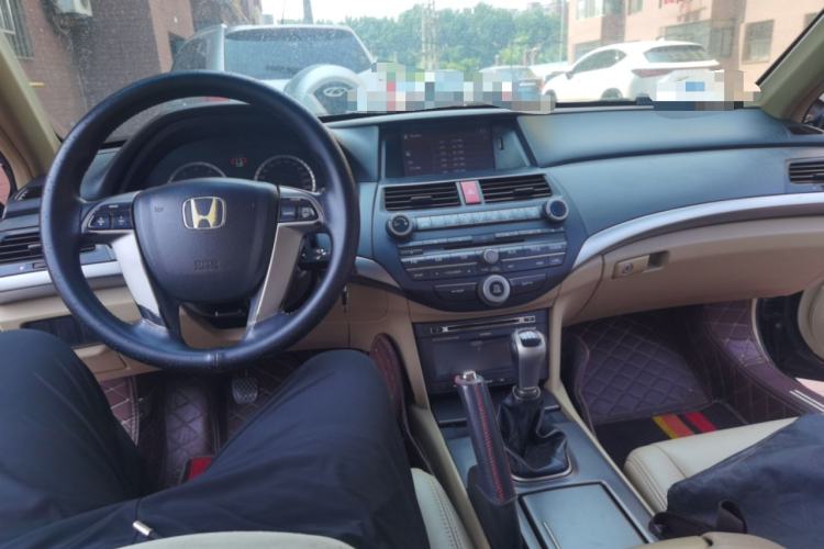 Used Honda Accord 2011 2.0L MT Center Console