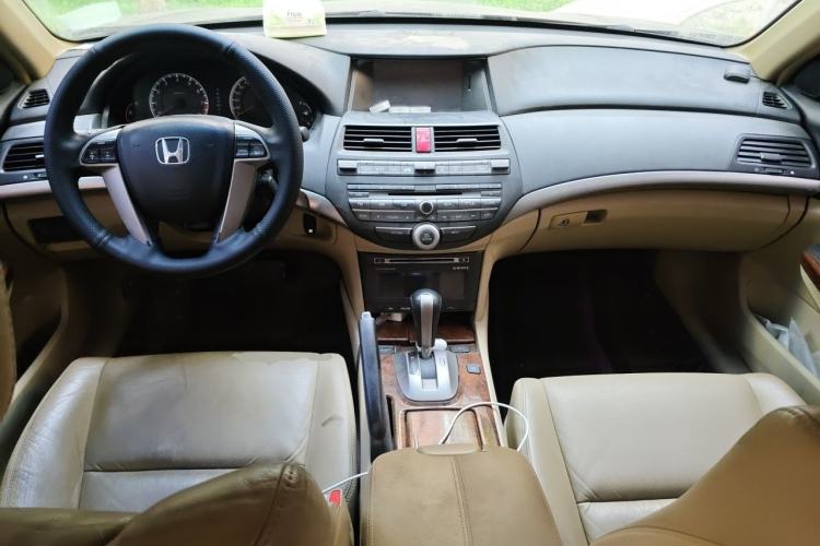 Used Honda Accord 2011 2.4L EX Navi Center Console
