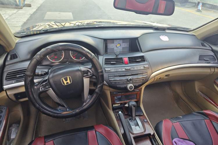Used Honda Accord 2011 2.4L EX Center Console