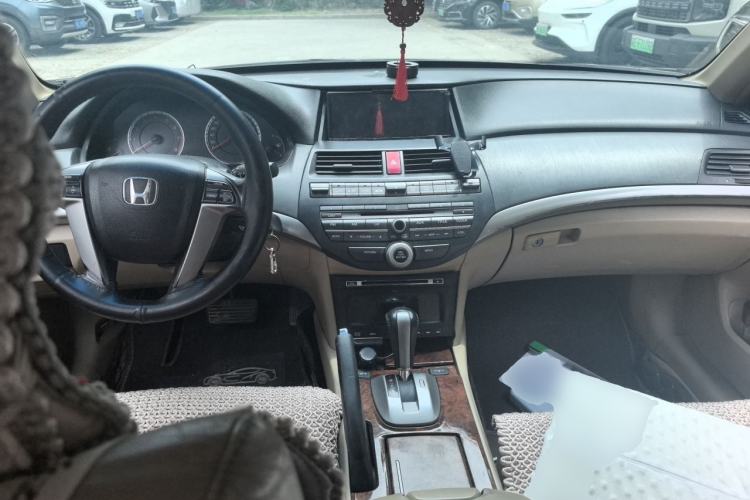 Used Honda Accord 2011 2.0L EX Center Console