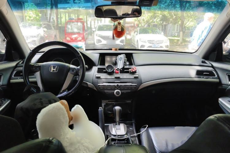 Used Honda Accord 2011 2.4L EXL Navi Center Console