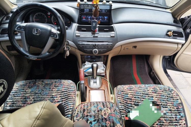 Used Honda Accord 2011 2.0L EX Center Console