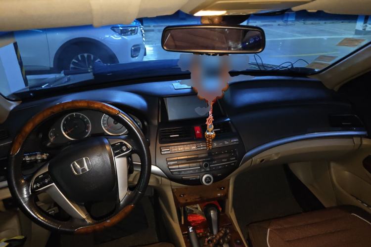 Used Honda Accord 2011 2.4L EXL Navi Center Console
