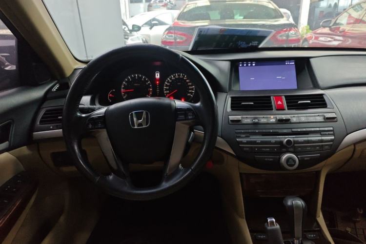 Used Honda Accord 2011 2.4L EX Center Console