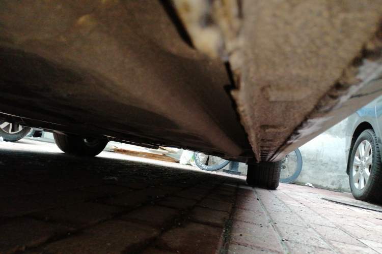 Used Honda Accord 2011 2.0L EX Chassis Front Left