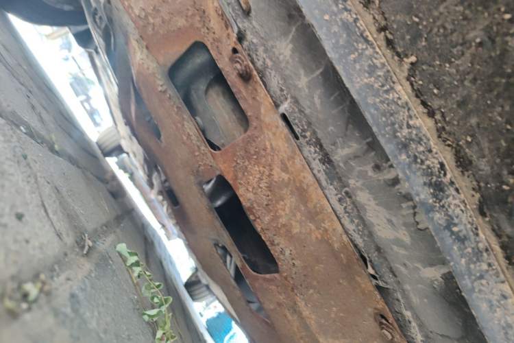 Used Honda Accord 2011 2.0L EX Chassis Front
