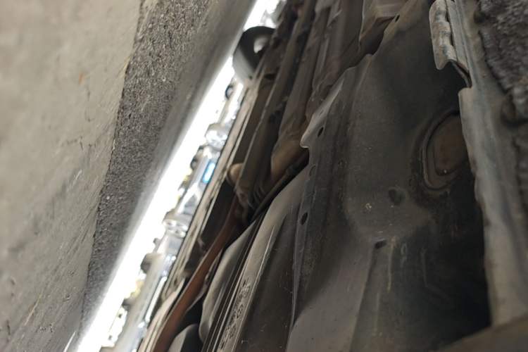 Used Honda Accord 2011 2.0L EX Chassis Rear Left
