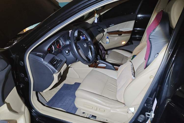 Used Honda Accord 2011 2.0L EX Driver Seat