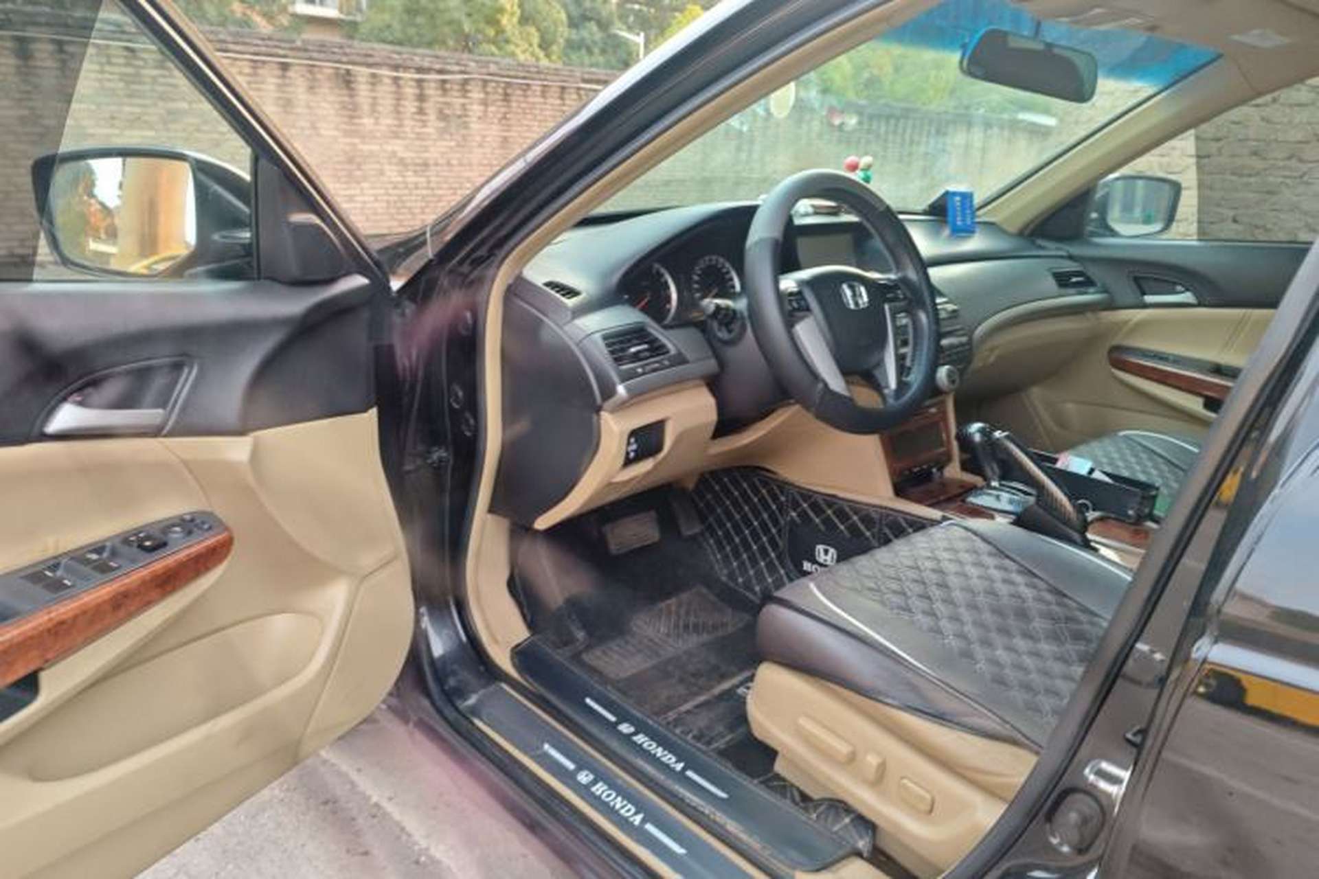 Used Honda Accord 2011 2.0L EX Driver Seat
