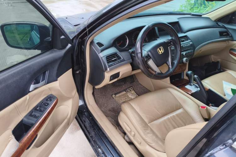 Used Honda Accord 2011 2.0L EX Driver Seat