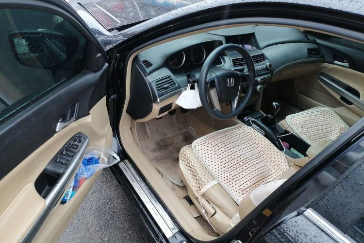 Used Honda Accord 2011 2.0L MT Driver Seat