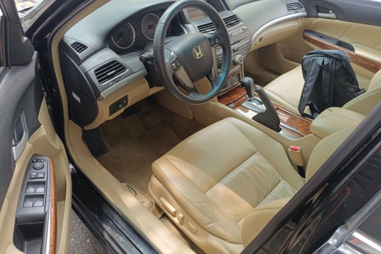 Used Honda Accord 2011 2.4L LX Driver Seat