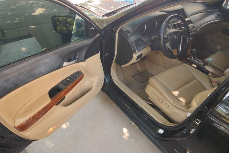 Used Honda Accord 2011 2.0L EX Driver Seat