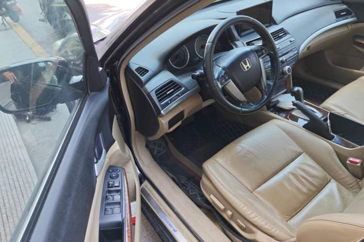 Used Honda Accord 2011 2.0L EX Driver Seat