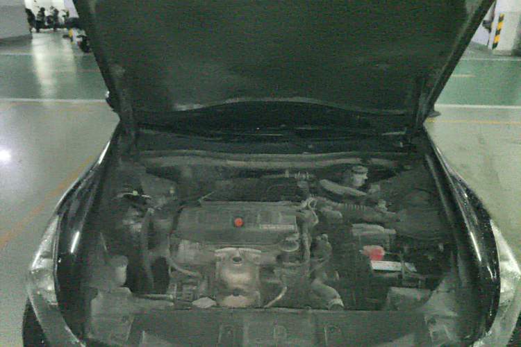 Used Honda Accord 2011 2.0L EX Engine Bay