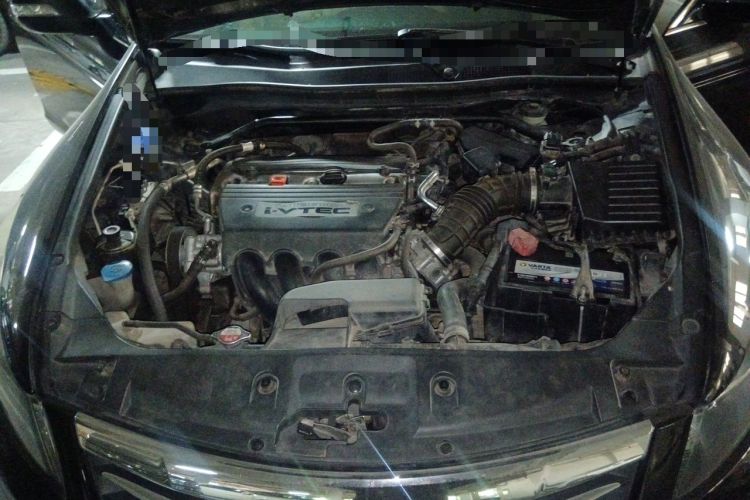 Used Honda Accord 2011 2.4L EX Engine Bay