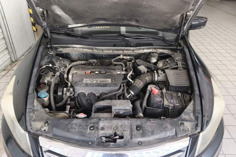 Used Honda Accord 2011 2.4L LX Engine Bay