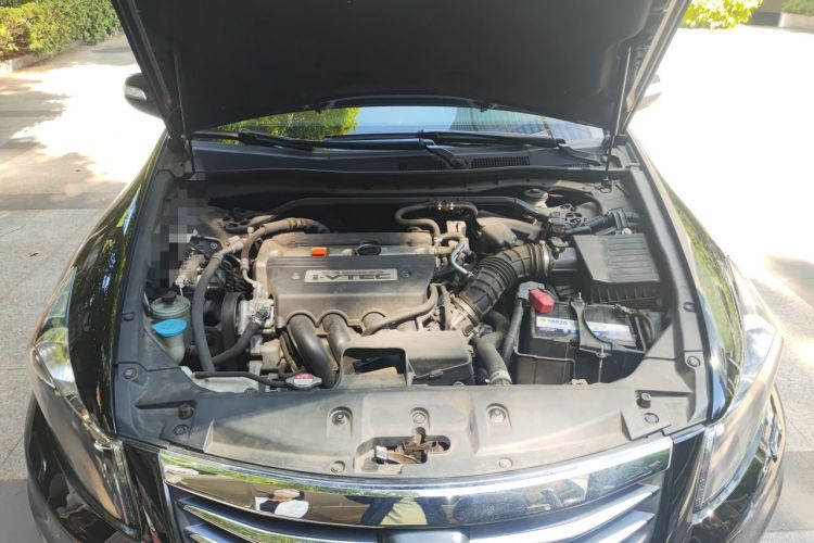 Used Honda Accord 2011 2.4L EX Engine Bay