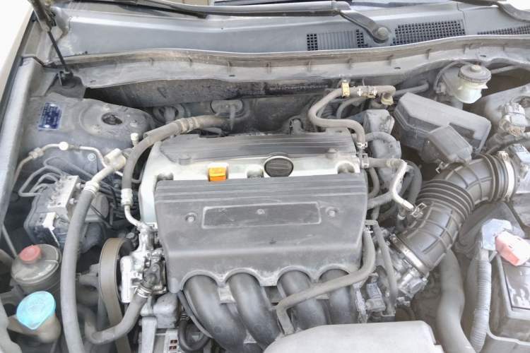 Used Honda Accord 2011 2.4L LX Engine Bay