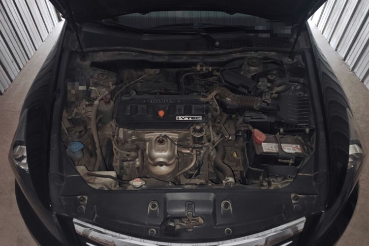 Used Honda Accord 2011 2.0L EX Engine Bay