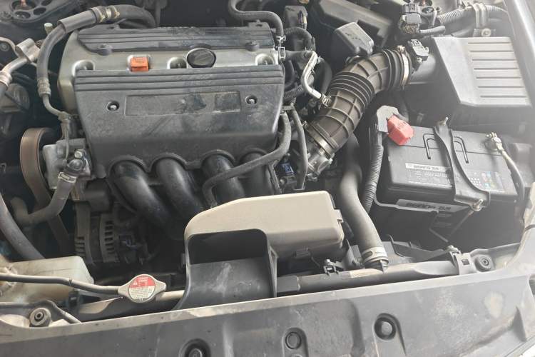 Used Honda Accord 2011 2.4L EX Engine Bay