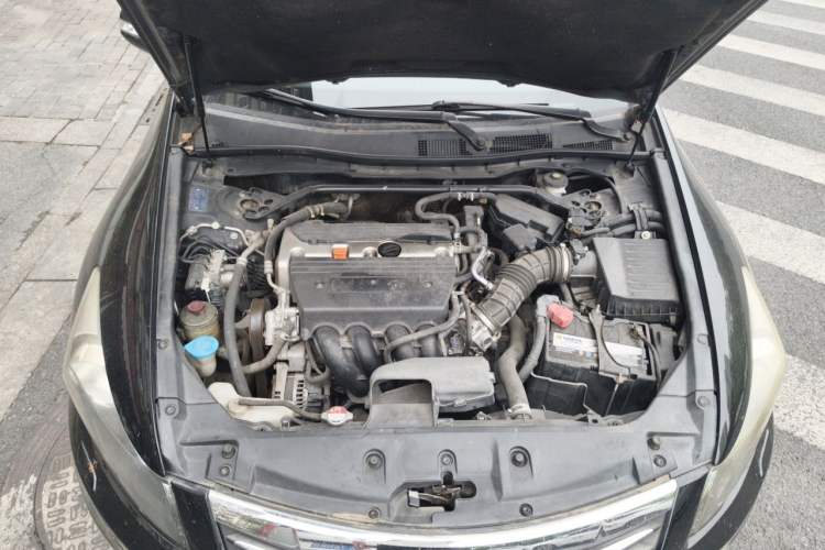Used Honda Accord 2011 2.4L EX Engine Bay