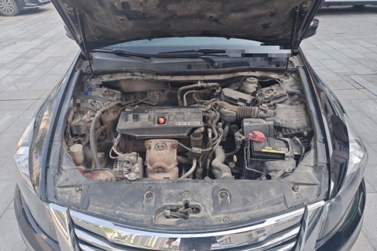 Used Honda Accord 2011 2.0L EX Engine Bay