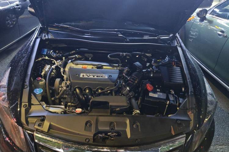 Used Honda Accord 2011 2.4L EX Engine Bay