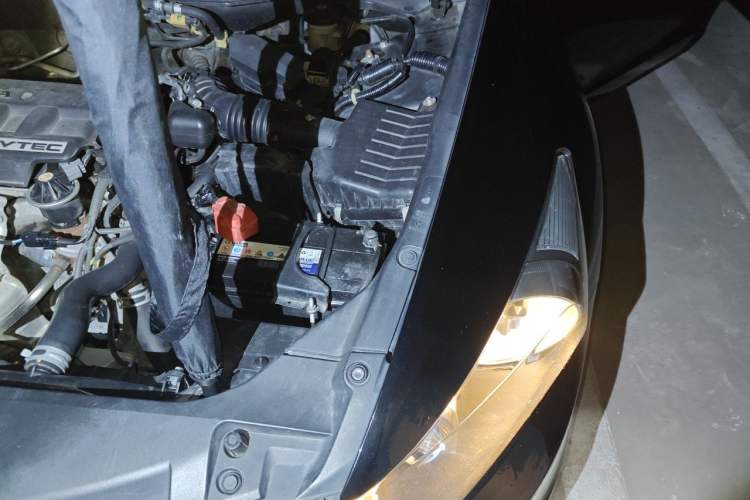 Used Honda Accord 2011 2.0L EX Engine Bay Left