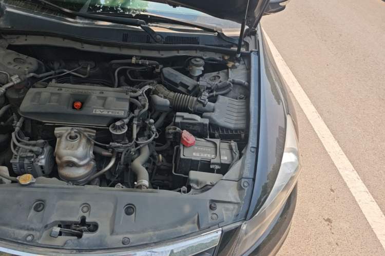 Used Honda Accord 2011 2.0L EX Engine Bay Left