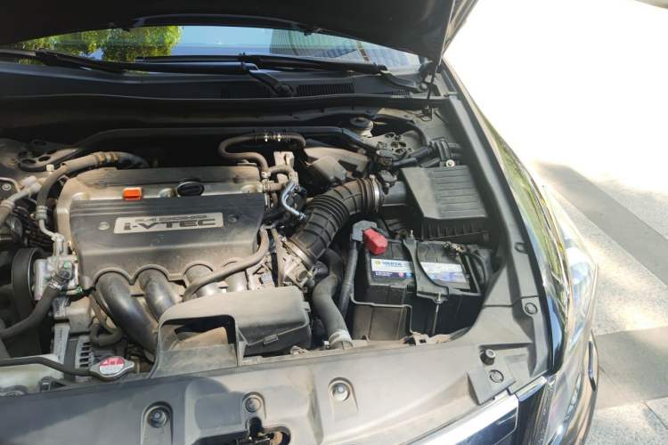Used Honda Accord 2011 2.4L EX Engine Bay Left