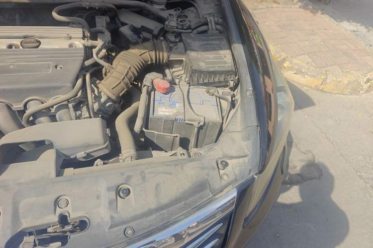 Used Honda Accord 2011 2.4L EX Engine Bay Left