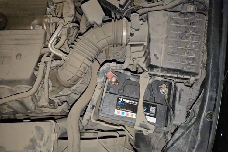 Used Honda Accord 2011 2.4L LX Engine Bay Left
