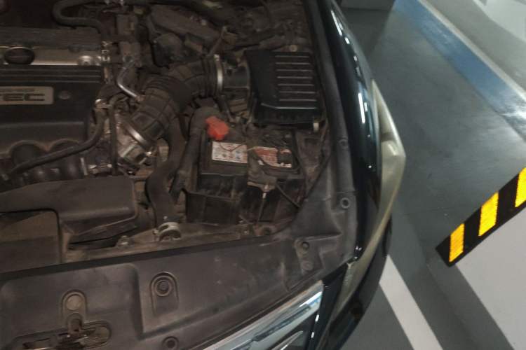 Used Honda Accord 2011 2.4L EX Engine Bay Left