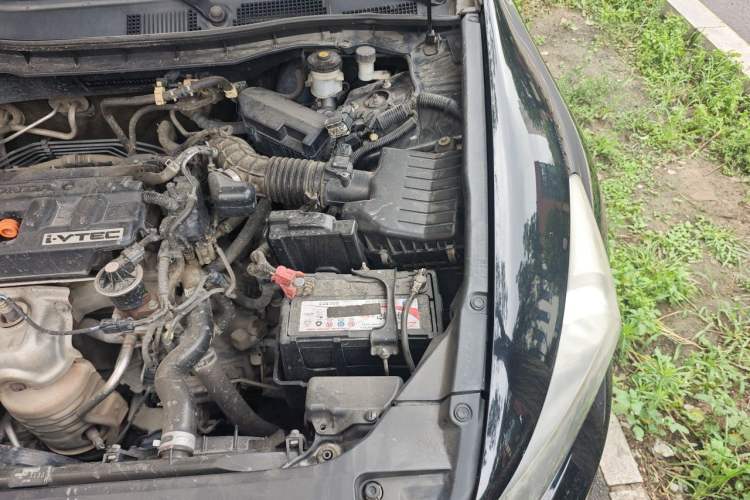 Used Honda Accord 2011 2.0L MT Engine Bay Left