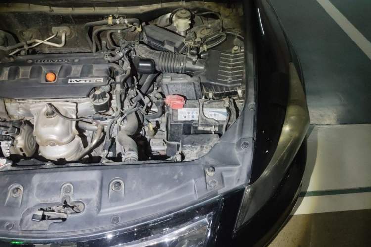 Used Honda Accord 2011 2.0L EX Engine Bay Left
