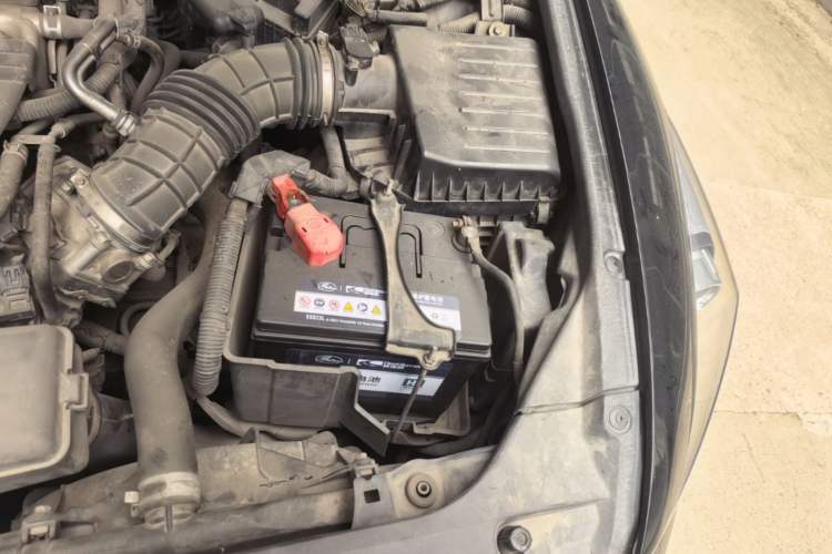Used Honda Accord 2011 2.4L LX Engine Bay Left