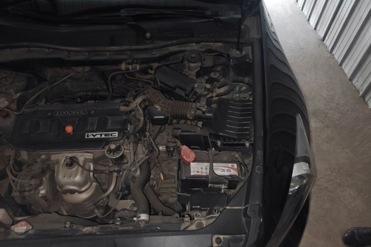 Used Honda Accord 2011 2.0L EX Engine Bay Left